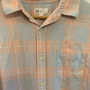 Gap Linen Blend Button Up Shirt